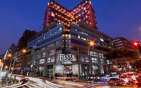 ليما Thunderbird Hotel Fiesta & Casino Exterior photo