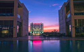 سيب Boulevard Hotel Oman Exterior photo