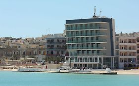 Birżebbuġa Water'S Edge Hotel Exterior photo
