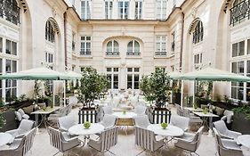 فندق باريسفي  فندق de Crillon Exterior photo