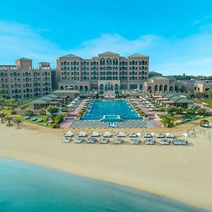 المنامة Royal Saray Resort Exterior photo