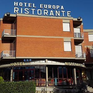 ريغلو Hotel Europa Exterior photo