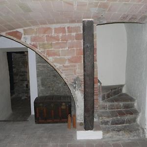 Cruïlles Baix Emporda. Increible Casa En Pueblo Medieval Exterior photo