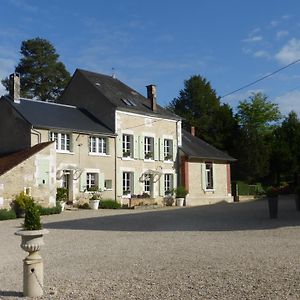 مبيت وإفطار Druyes-les-Belles-Fontaines Domaine Du Bouloy Exterior photo