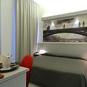 ستراديلا Hotel Italia Room photo