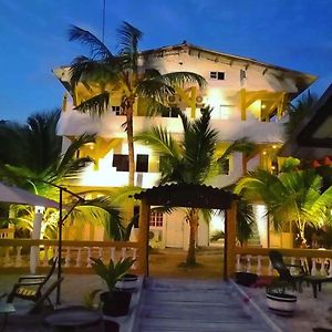 إيسلا غراندي Hotel Cocotal Exterior photo