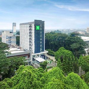 فندق Ibis Styles Bogor Pajajaran Exterior photo