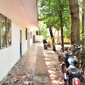 مهاباليبورام Lakshmi Cottage Exterior photo