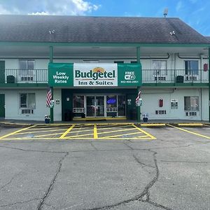 Budgetel Inn And Suites - لويفيل Exterior photo