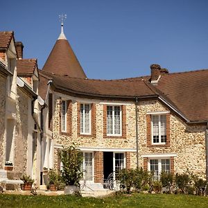 Baye  Le Petit Chateau Exterior photo
