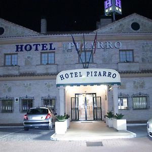 أومانيس ديه مدريد Hotel Pizarro Exterior photo