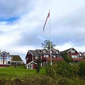 Osøyro Bjornafjorden Hotell Exterior photo