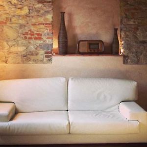 كارمينيانو Room In Bb - L Agriturismo Sottototno Located In The Heart Of Tuscan Nature Exterior photo