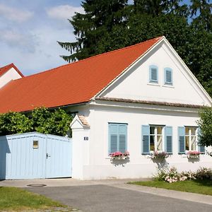 Eberau Pension Buch, Bed And Breakfast Exterior photo