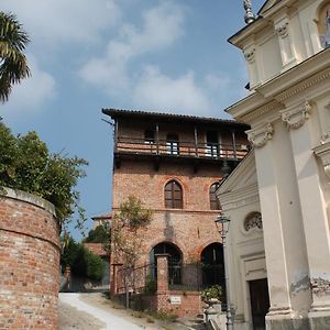 فندق Cinzanoفي  La Casa Del Castellano Exterior photo