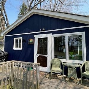 Utterson The “Lily” Waterfront Muskoka Cottage Exterior photo