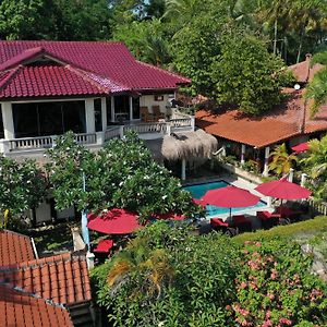 سيكوبانغْ Tempat Senang Spa Resort & Restaurant Exterior photo
