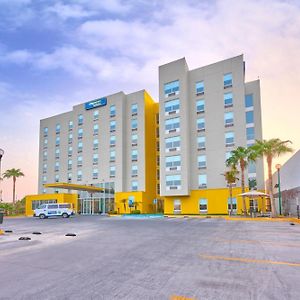 City Express By Marriott مكسيكالي Exterior photo