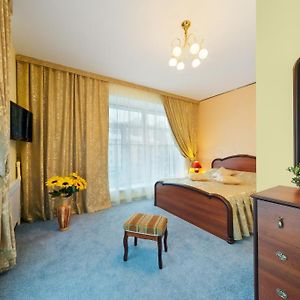 فارونيشْ Hotel Ukraina Room photo