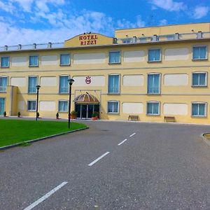 كاستل سان جيوفاني Hotel Rizzi Exterior photo