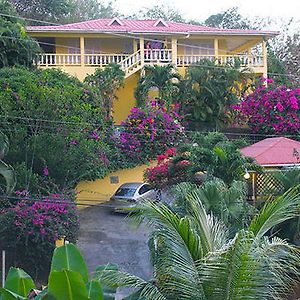فندق Tobagoفي  Hibiscus Heights Exterior photo