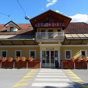 Dol pri Ljubljani Hotel Vegov Hram Exterior photo