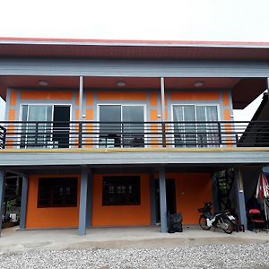 فندق سانغكلا بوريفي  Baan Wang Kaew Exterior photo