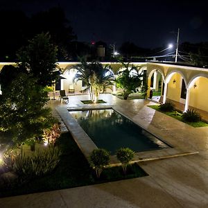 Hotel Hacienda إسامال Exterior photo