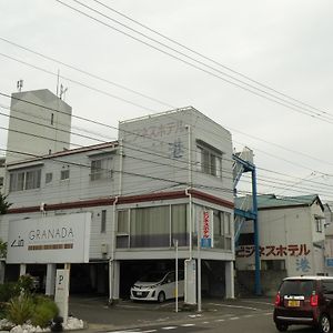 توكوشيما Business Hotel Minshuku Minato Exterior photo