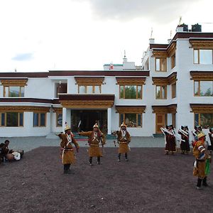 ليه Ratna Hotel Ladakh Exterior photo
