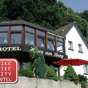 ترير Hotel Haus Am Berg Exterior photo