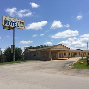 Mannford Lake Shore Motel Exterior photo