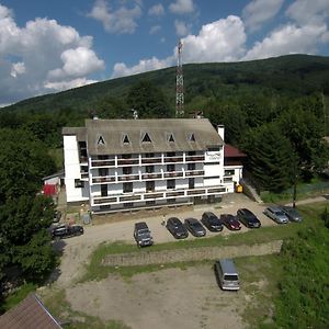 فندق Văliugفي  Cabana Claris Exterior photo