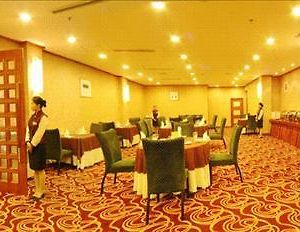 نينغبو Hai Yi Business Hotel Restaurant photo