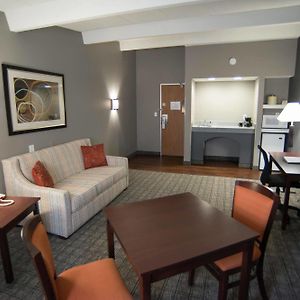 شامبين Eastland Suites Extended Stay Hotel & Conference Center Urbana Exterior photo