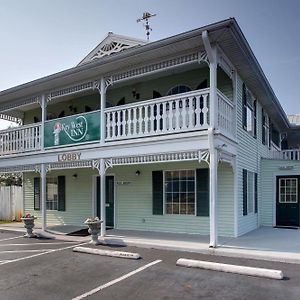 Key West Inn - كلانتون Exterior photo
