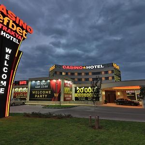 سفيلين جراد Casino&Hotel Efbet Trakya Exterior photo