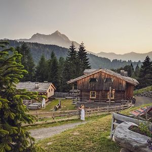 ساوريس Chalet-Hotel Borgo Eibn Mountain Lodge, The Originals Relais Exterior photo