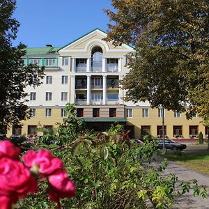 فندق فيليكي نوفغورودفي  Volkhov Exterior photo