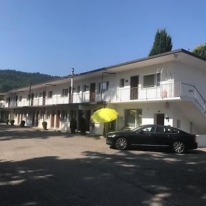 شبرايتنباخ Motel City Exterior photo
