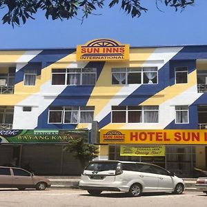 جوهر بهرو Sun Inns Permas Jaya Exterior photo