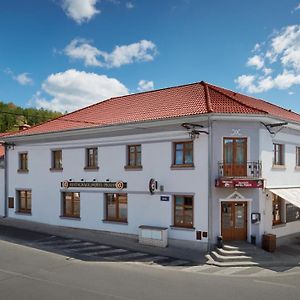 Nizbor Restaurace Hotel Praha Exterior photo