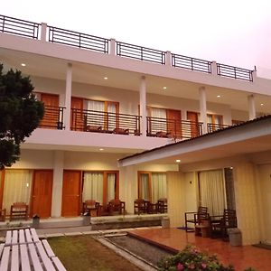 Hotel Pondok Asri تاوانغمانغو Exterior photo