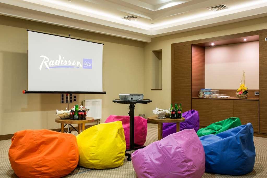 Radisson Blu Hotel, Kyiv Podil City Centre المرافق الصورة