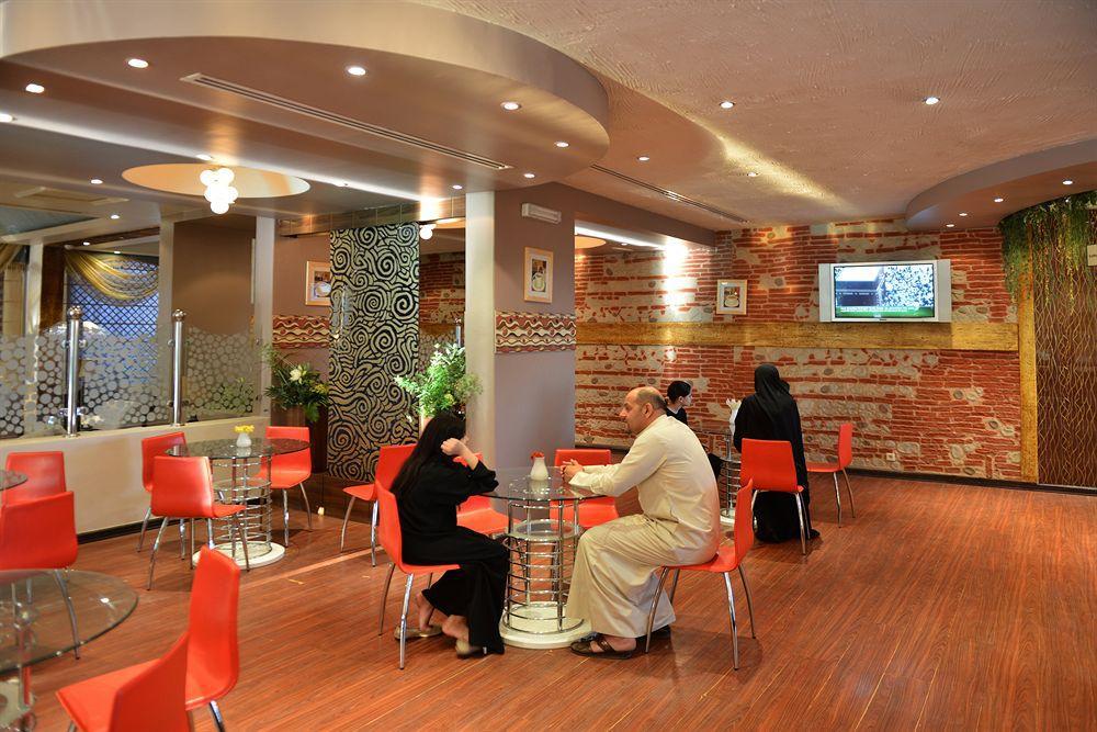 فندق Ḩafar al Bāţinفي  رامادا حفر الباطن المظهر الخارجي الصورة