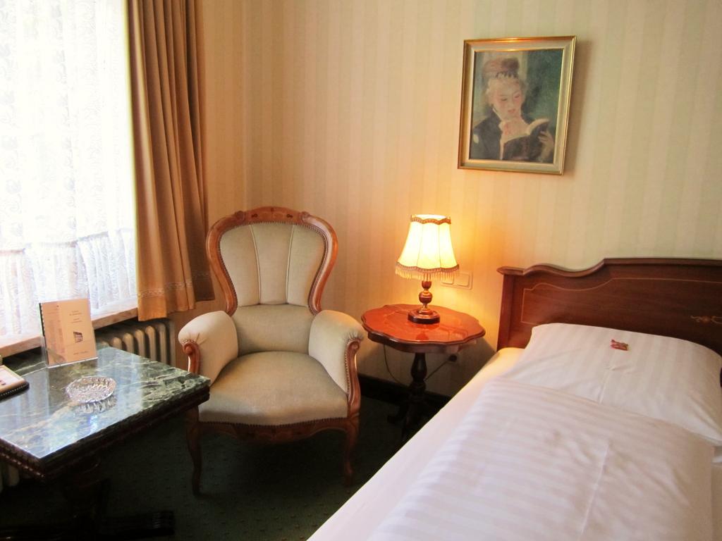 هامبورغ Hotel Stephan الغرفة الصورة