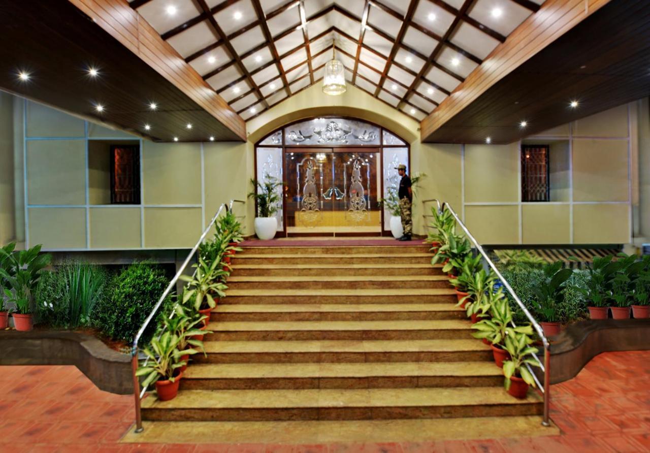 بنغالور Manpho Bell Hotel & Convention Center المظهر الخارجي الصورة