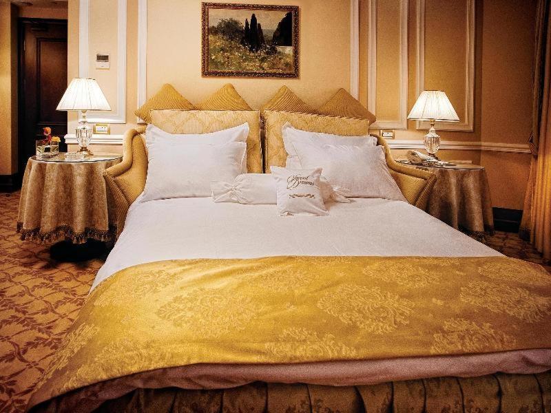 فندق تشيسيناوفي  فندق بوتيك نوبل لوكسري الغرفة الصورة