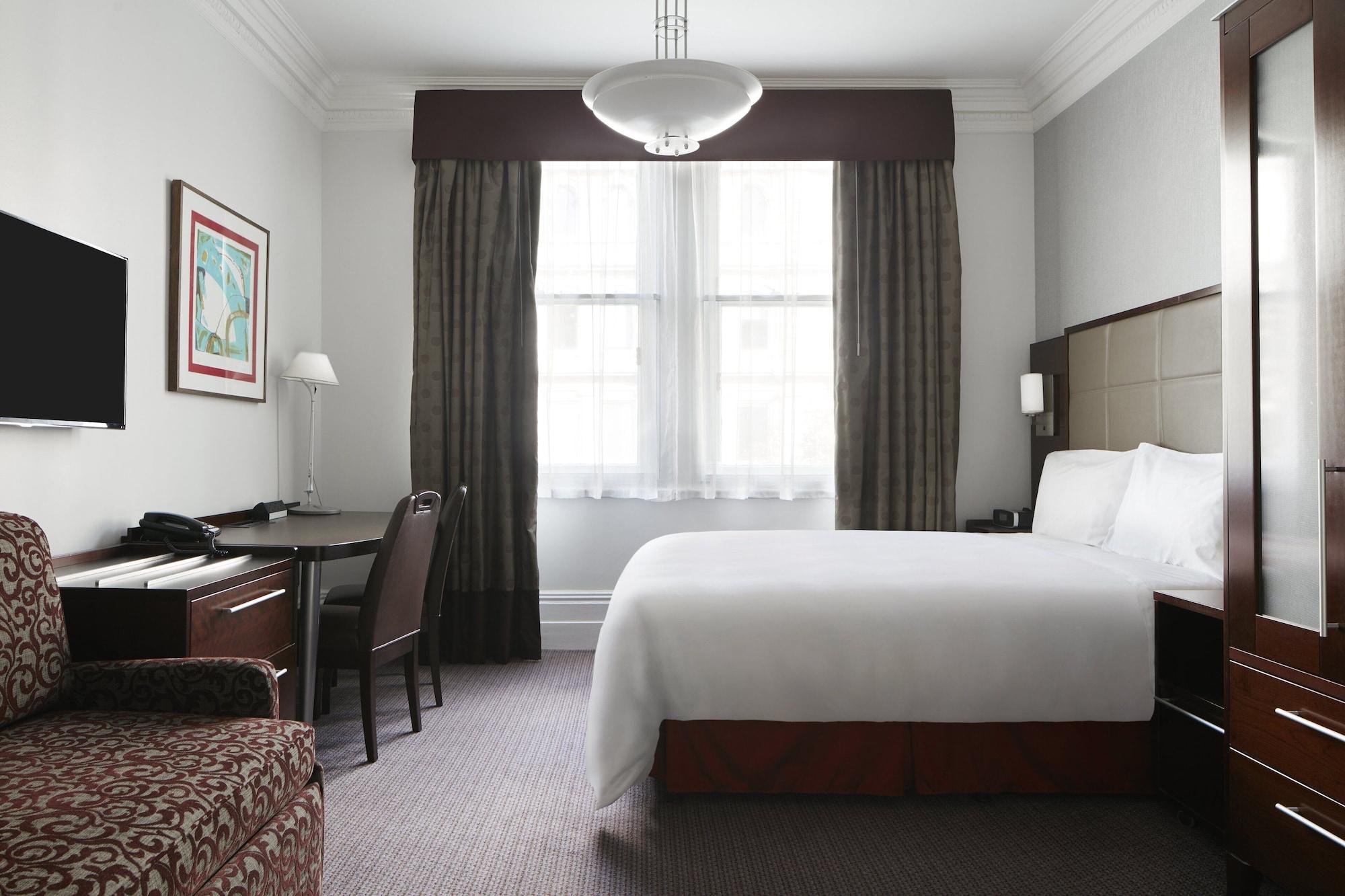 فندق لندنفي  فندق كلوب كوارترز, ترافالجار سكوير المظهر الخارجي الصورة