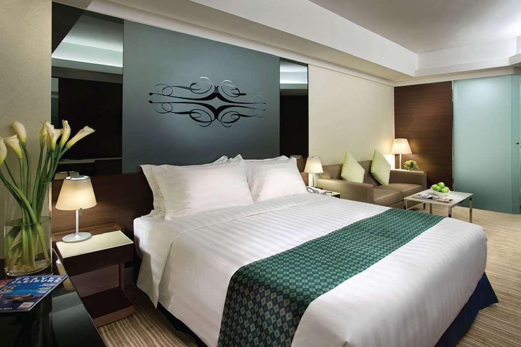 فندق هونغ كونغفي  هاربور بلازا 8 ديغريز الغرفة الصورة